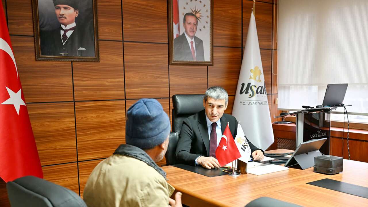 Vali Aktaş vatandaşların sorunlarını dinledi