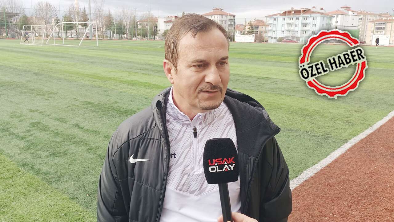 Penbe; "Sevdiğim camiaya döndüğüm için mutluyum"