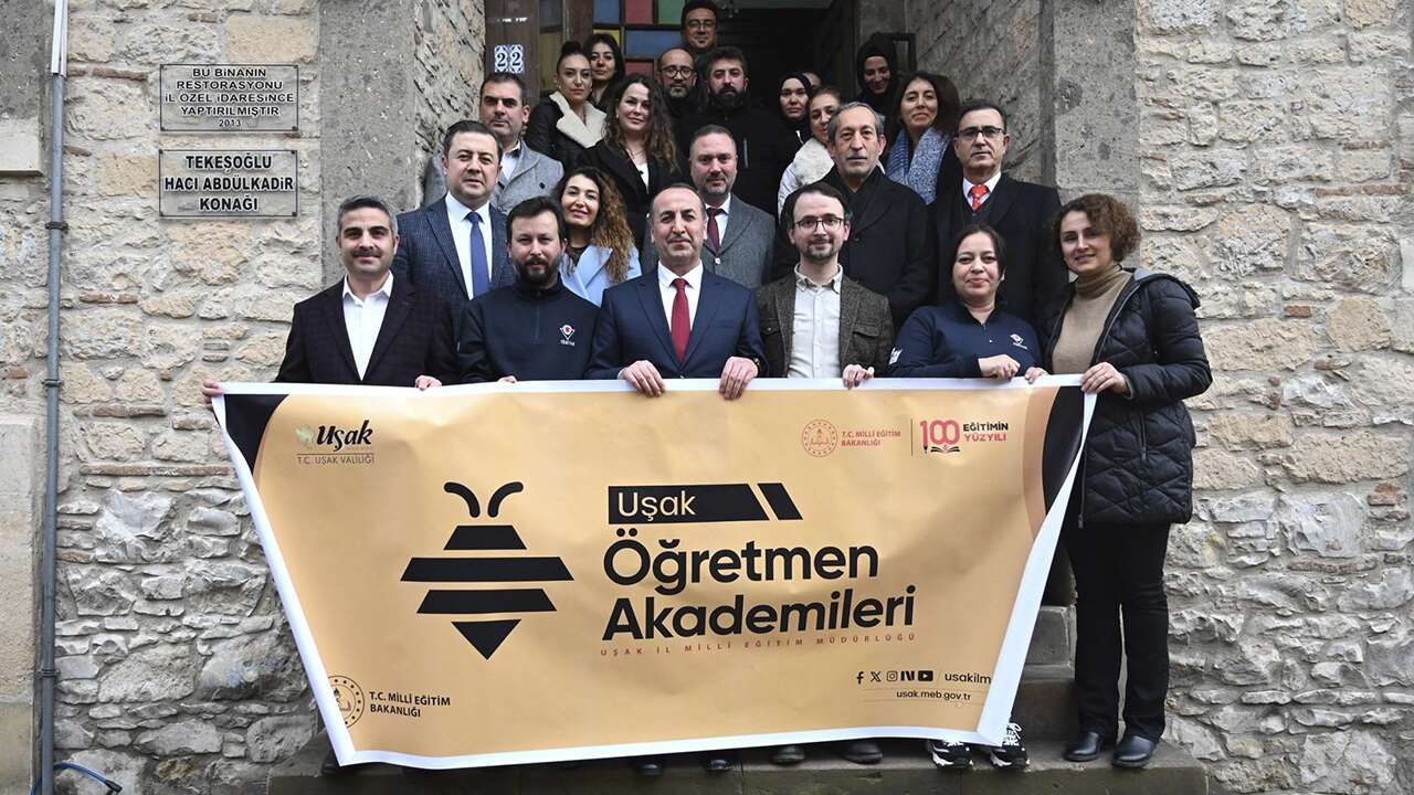 Uşak’ta öğretmenlere “Beyne Dair” söyleşi