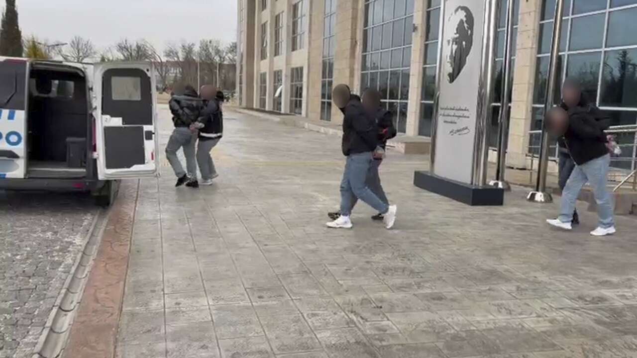 Uyuşturucu operasyonlarında yakalanan 3 şüpheli tutuklandı