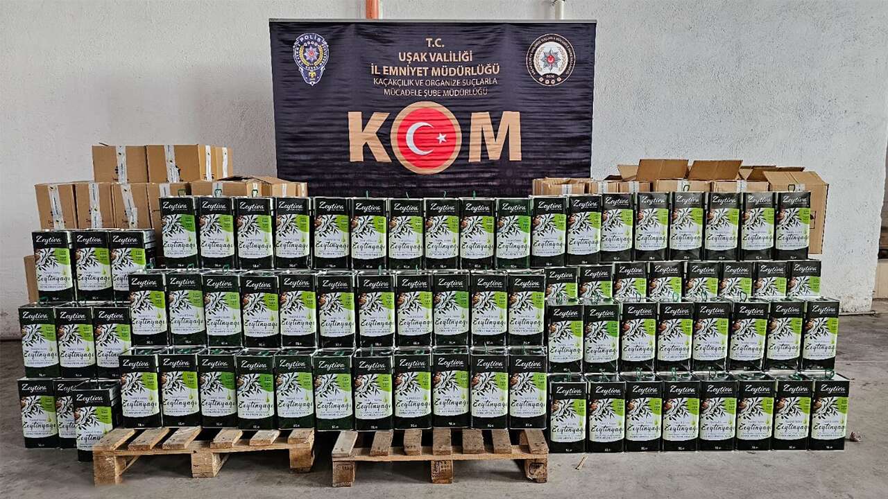 Uşak'ta 1370 litre zararlı zeytinyağı yakalandı