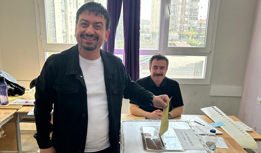 İyi Parti Milletvekili Adayı Pirinçci, Oyunu Kullandı