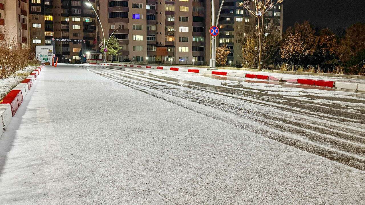 Meteoroloji Verilerine Göre Uşak’ta Yarın Kar Bekleniyor