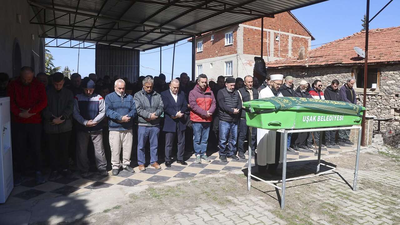 Uşak Eski Belediye Başkanı Ali Erdoğan’ın Babası Mehmet Erdoğan Vefat Etti