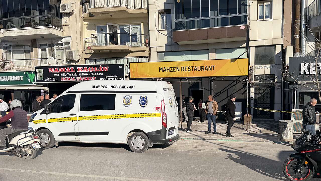 Manisa'da çıkan bıçaklı kavgada 1 kişi öldü, 2 kişi yaralandı