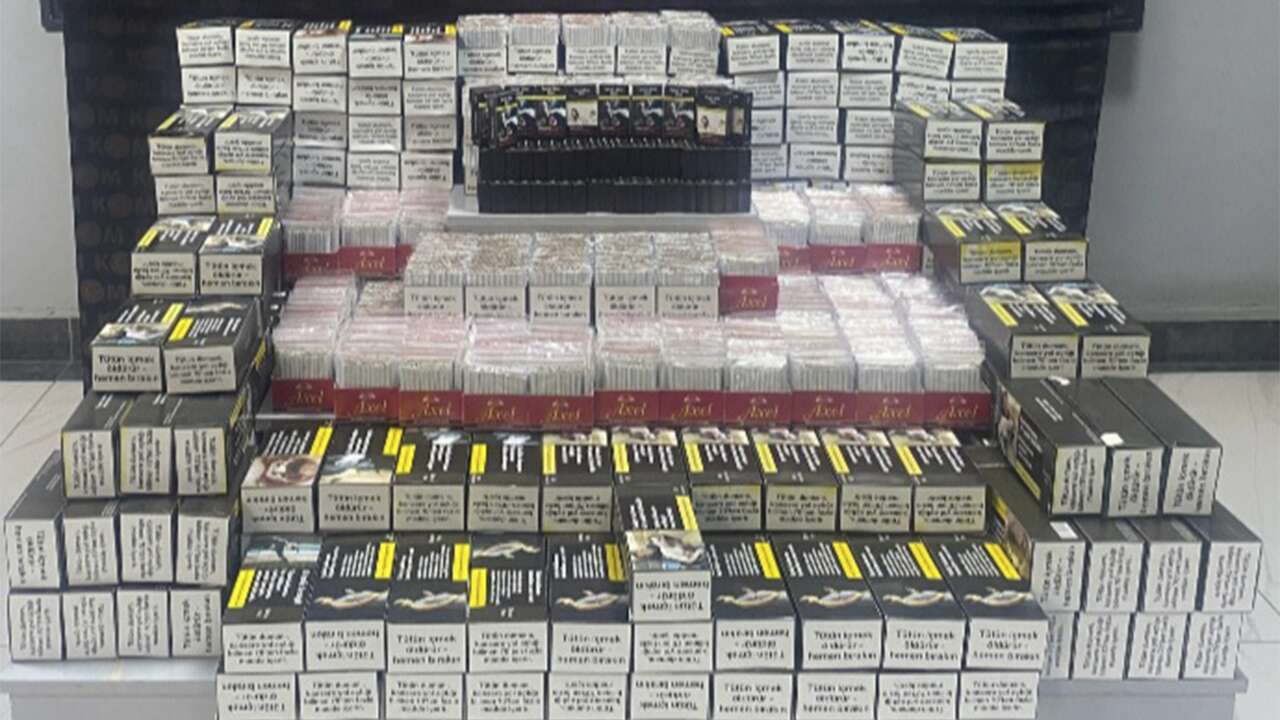 Uşak Emniyetinden Kaçak Tütün Baskını: 67 Bin Makaron Yakalandı