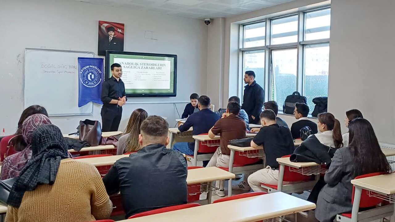 Uşak Üniversitesi Öğrencilerinden Steroid Kullanımına Karşı Farkındalık Semineri
