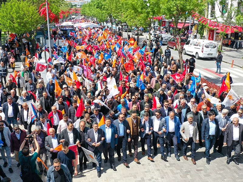 Ak Parti Uşak'ta Oy Kaybetti Ama Nasıl Kazandı ?