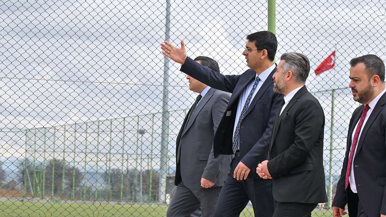 Vali Kartal, devam eden yatırımları ve tesisleri tek tek inceledi