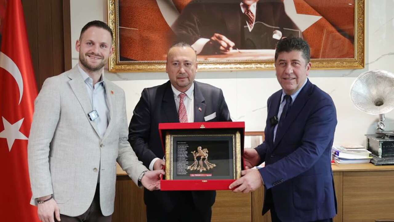 CHP Heyeti Belediye Başkanı seçimi için yarın Uşak'a gelecek