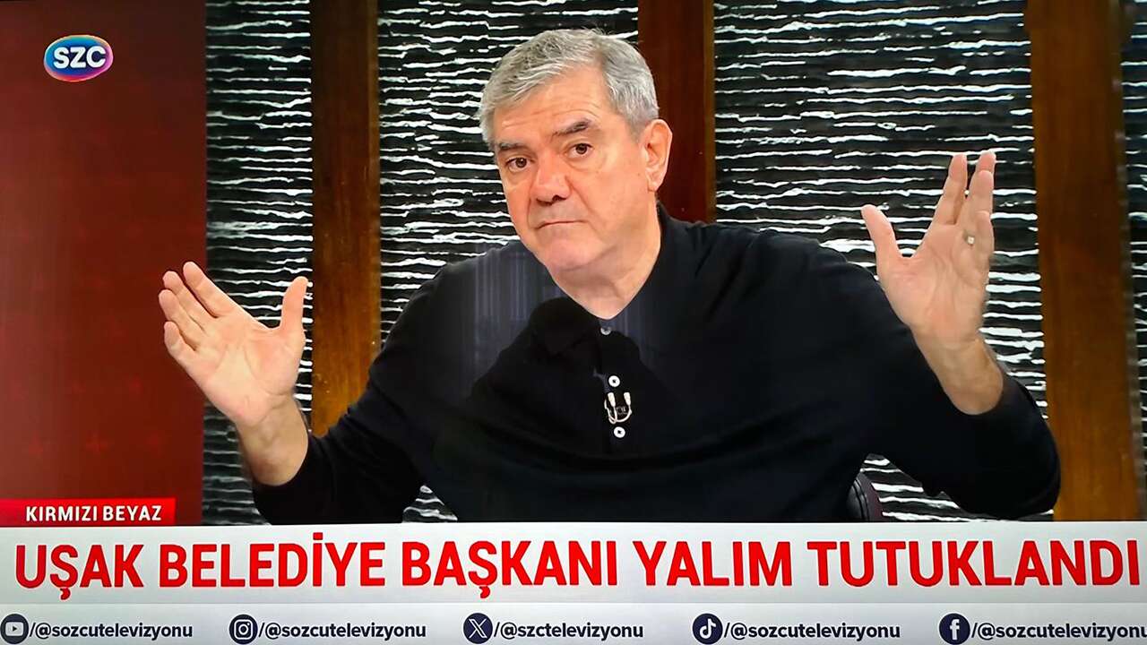 Yılmaz Özdil; "Uşak'taki yerel medyadan özür diliyorum"