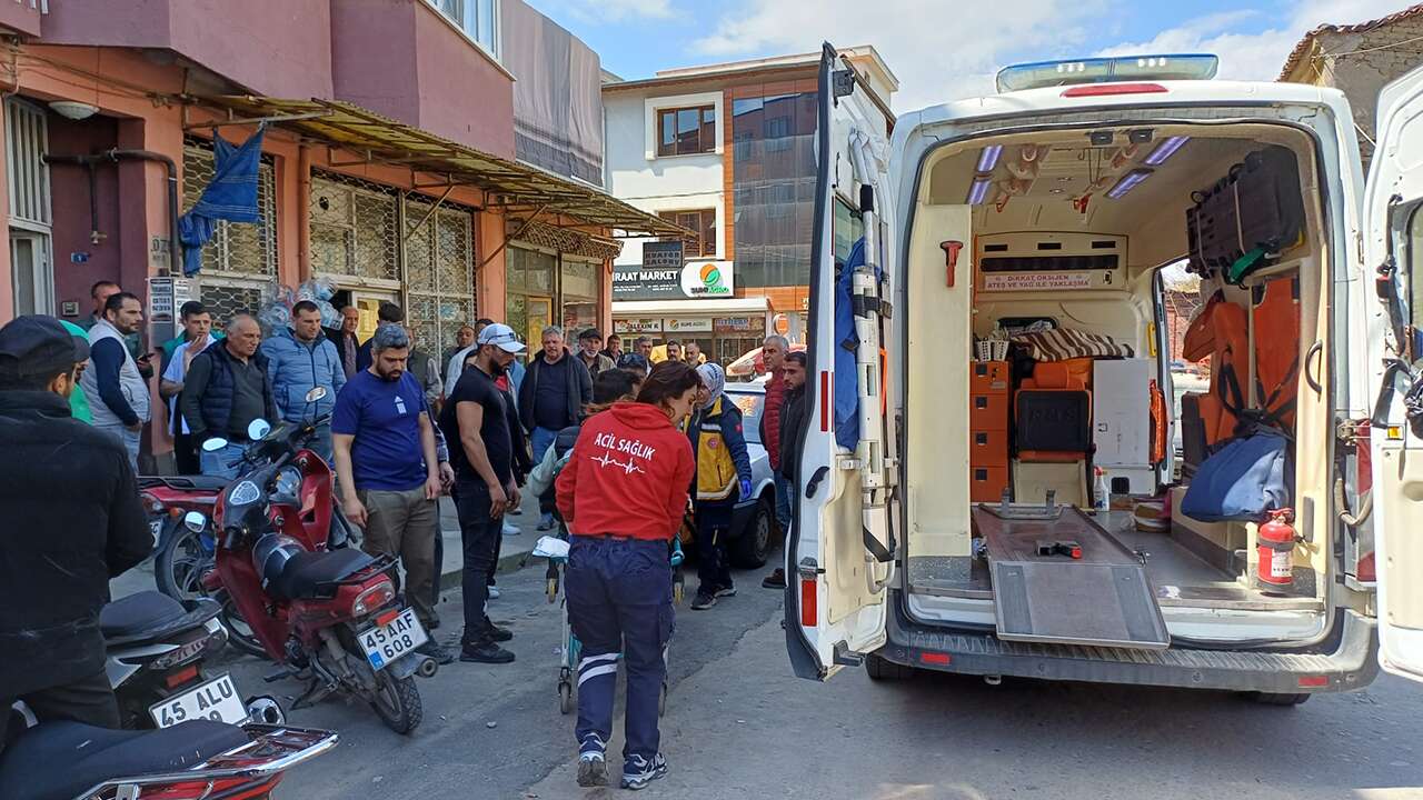 Manisa'da silahlı kavgada bir kişi yaralandı