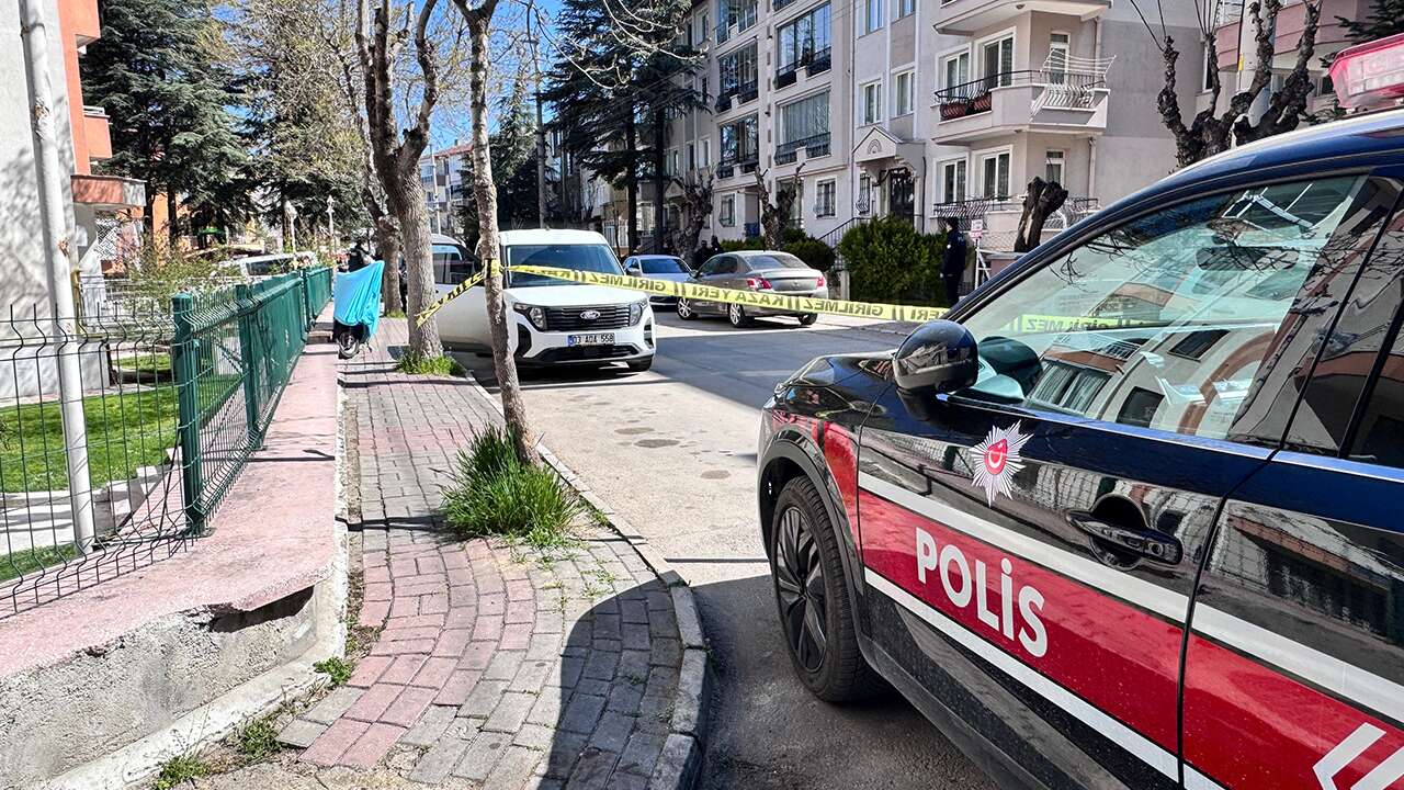Afyonkarahisar'da komşular arasında çıkan silahlı kavgada karı koca öldü