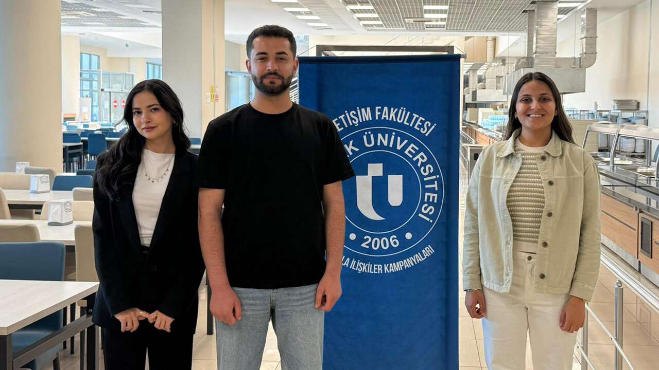 Uşak Üniversitesi öğrencileri farkındalık için temizlik yaptı