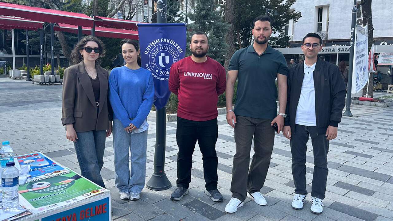 Uşak’ta “Dijital Check-Up” standı vatandaşlarla buluştu