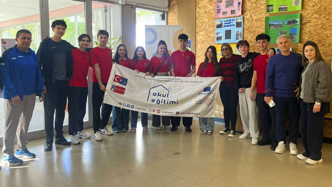 Uşak Spor Lisesi Öğrencileri Erasmus ile İspanya’da Eğitim Aldı