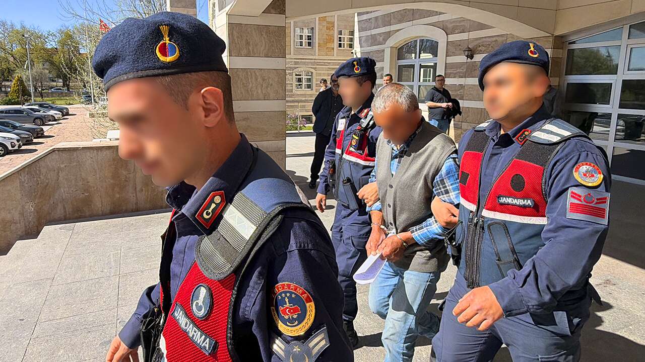 Uşak’ta köpeğine işkence eden şüpheli tutuklandı