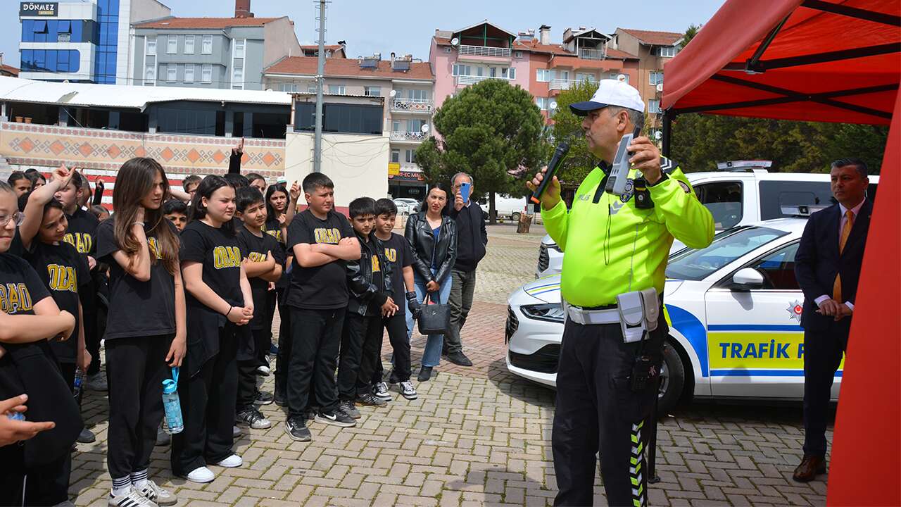 Banaz'da Karayolu Trafik Haftası etkinliği düzenlendi
