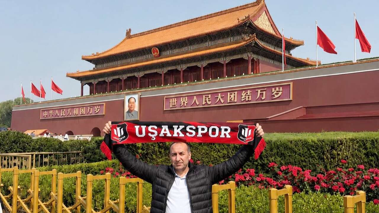 Halil Yücel’den Çin’de Uşakspor atkılı paylaşım