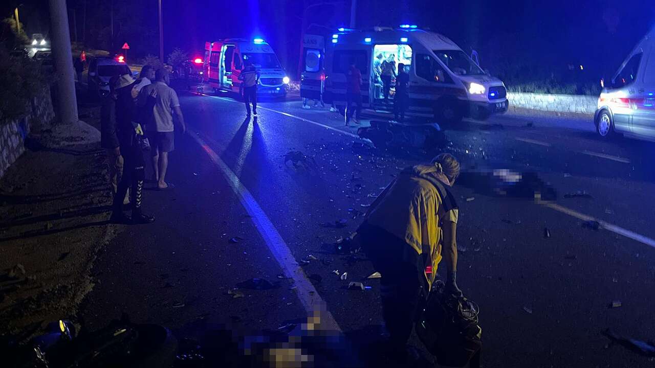 Muğla'da çarpışan iki motosikletin sürücüleri öldü