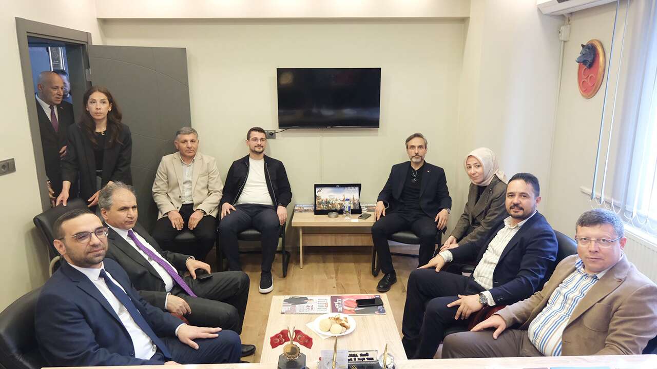 AK Parti Uşak'tan Cumhur İttifakı ortağı MHP'ye Bayram ziyareti