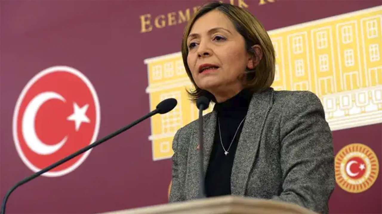 221 eski CHP milletvekilinden kurultay çağrısı: Dilek Akagün de imzaladı