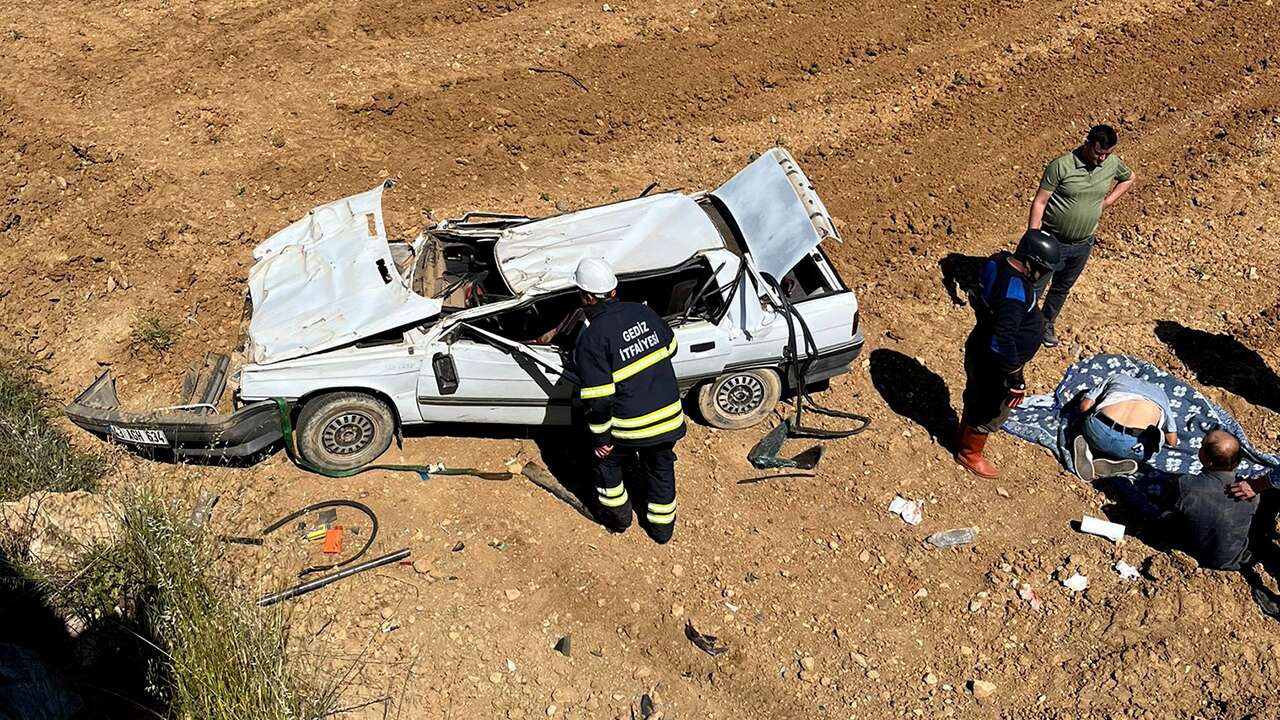 Gediz-Uşak karayolunda kaza: 2 yaralı