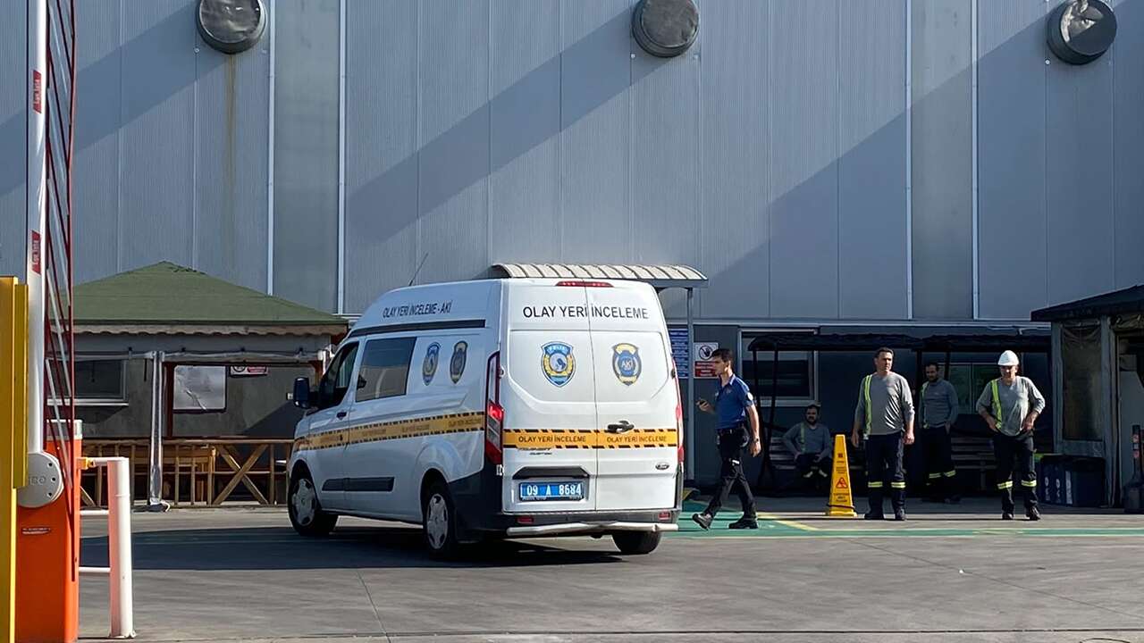 Nazilli'de kimya fabrikasındaki parlamada 2 işçi yaralandı