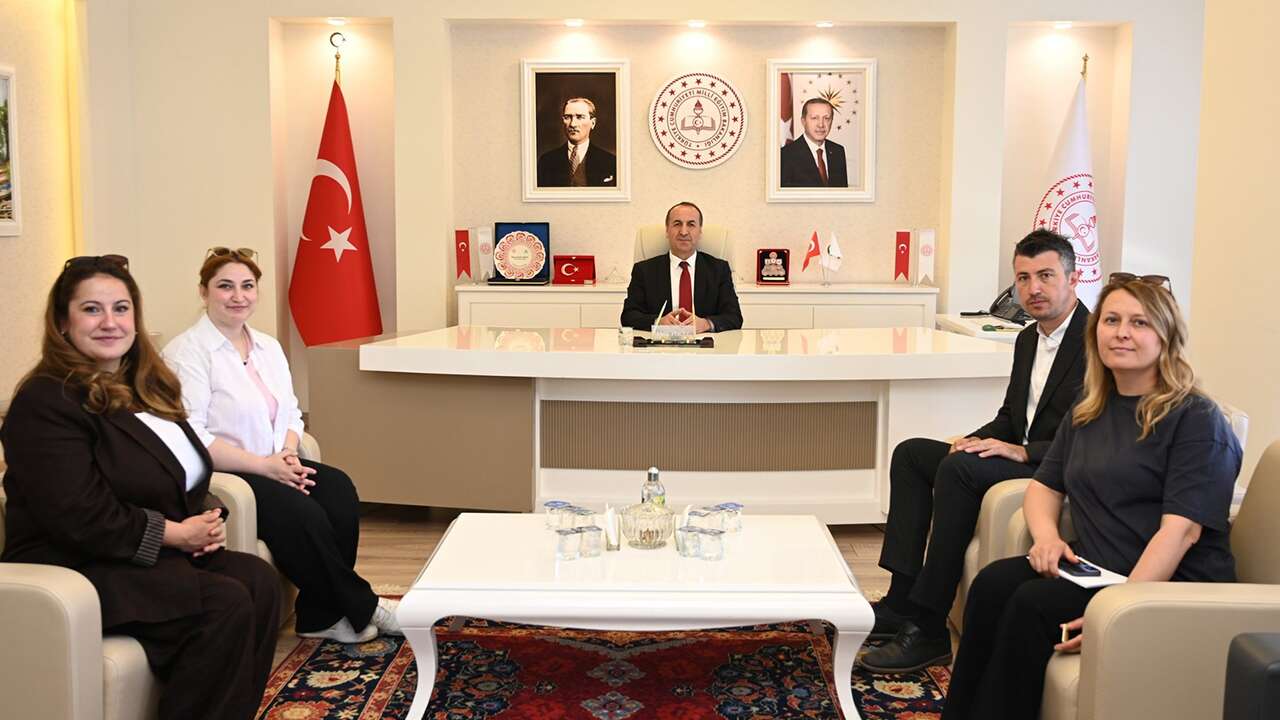 Akmonia Uşak Dans Spor Kulübü ve Bilim Uşak’tan İl Millî Eğitim Müdürü Yücel’e Ziyaret