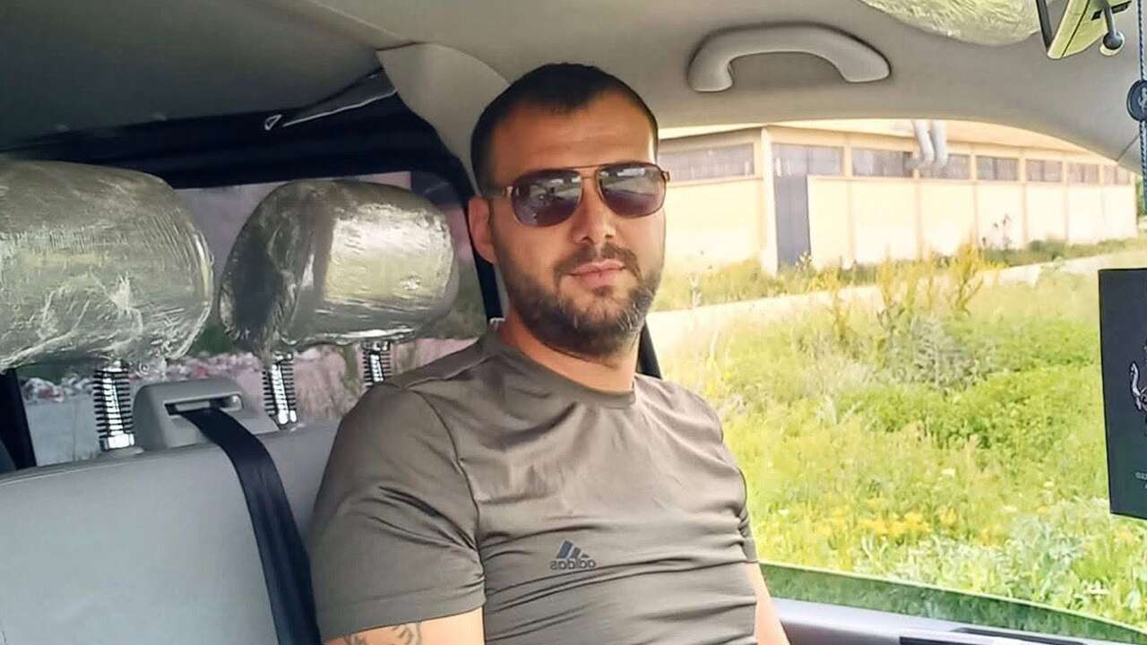 Uşak cezaevi önünde bir kişi intihar etti