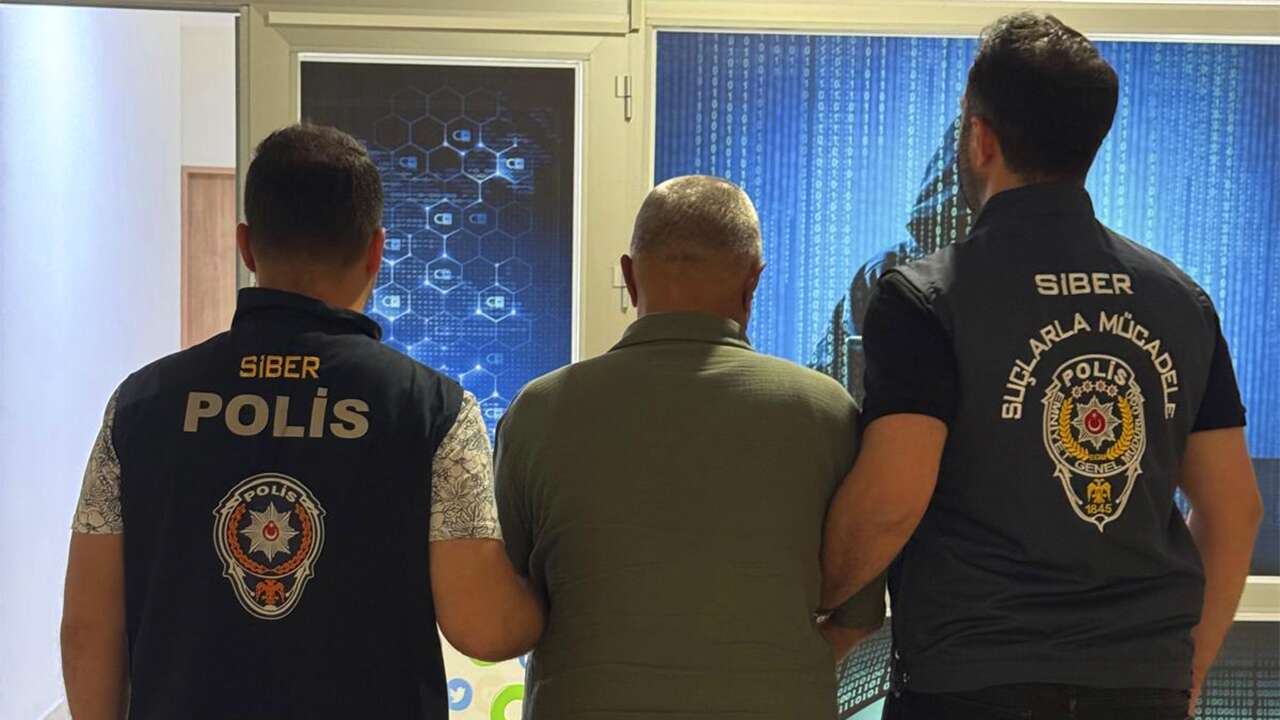 Uşak’ta 23 yıl hapis cezasıyla aranan dolandırıcı 