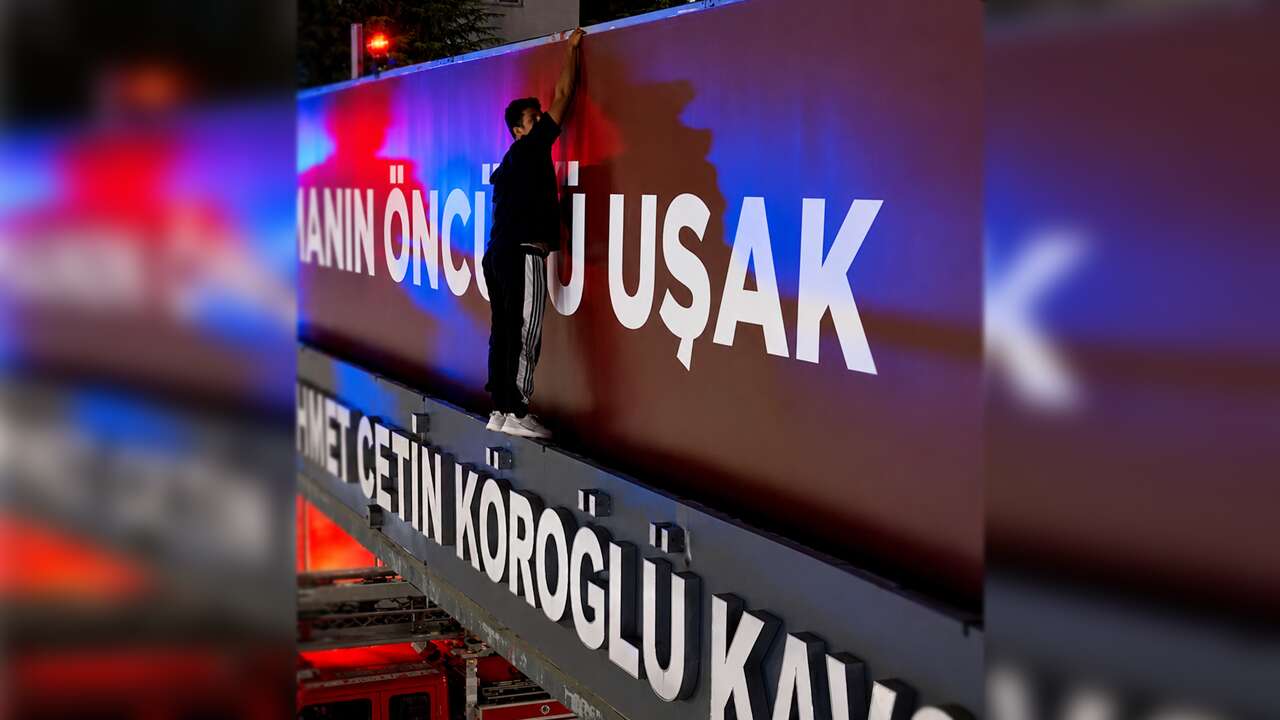 Uşak’ta köprülü kavşakta intihar girişimi