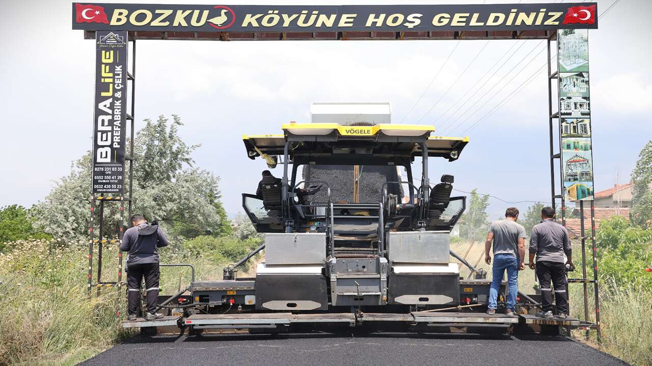 Bozkuş Köyü yolunda asfalt çalışması başladı