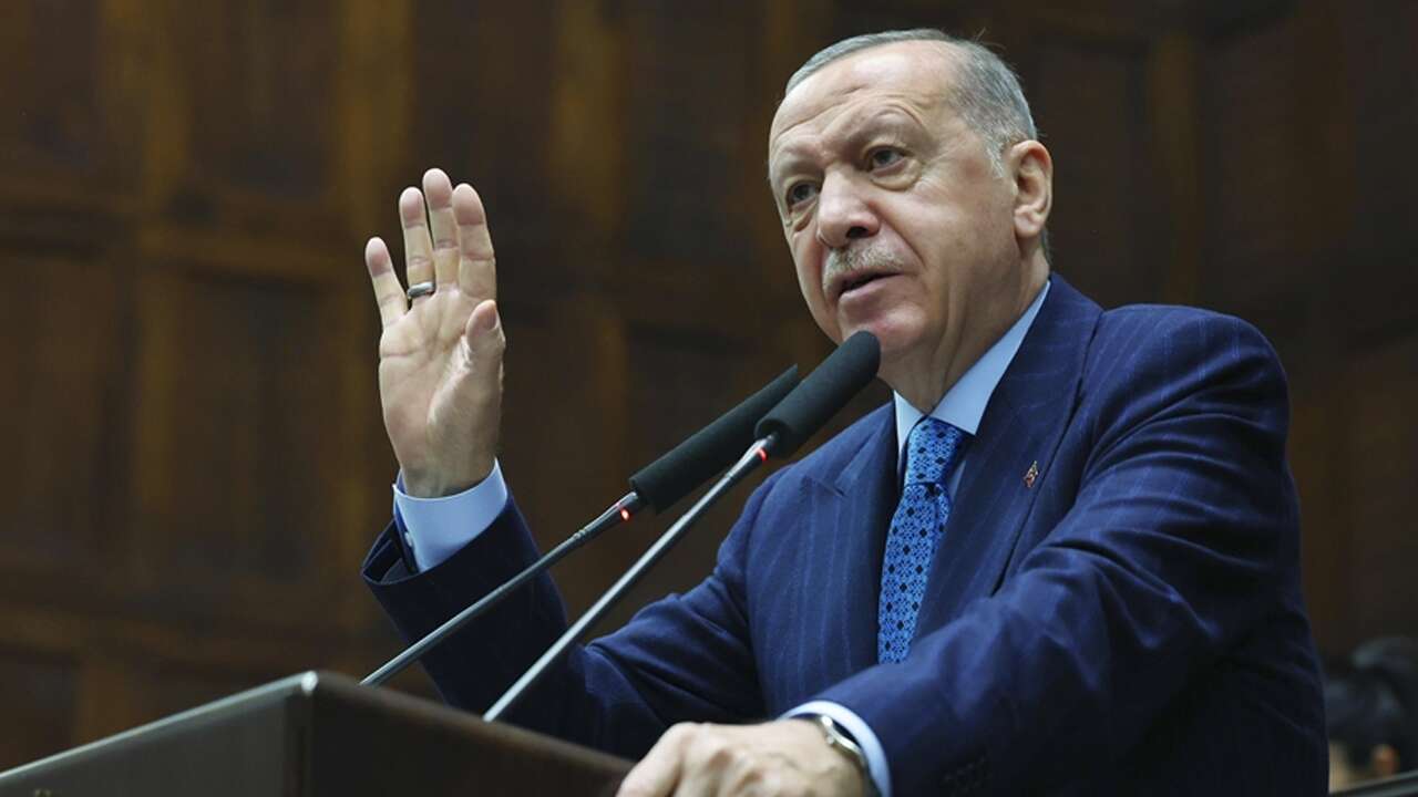 Erdoğan: CHP'de Entrika da Var, İhanet de Var