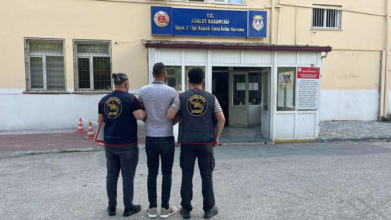 Uşak’ta kesinleşmiş hapis cezası bulunan 30 kişi yakalandı
