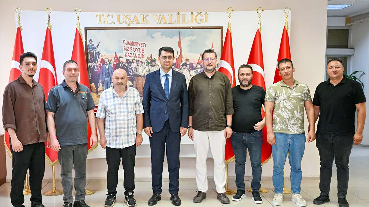 Dörtyol Taksi Durağı Şoförlerinden Vali Kartal’a Ziyaret