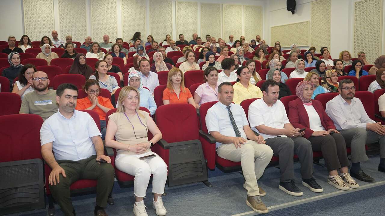 Uşak’ta sağlıklı Türkiye Yüzyılı hedefleri değerlendirildi