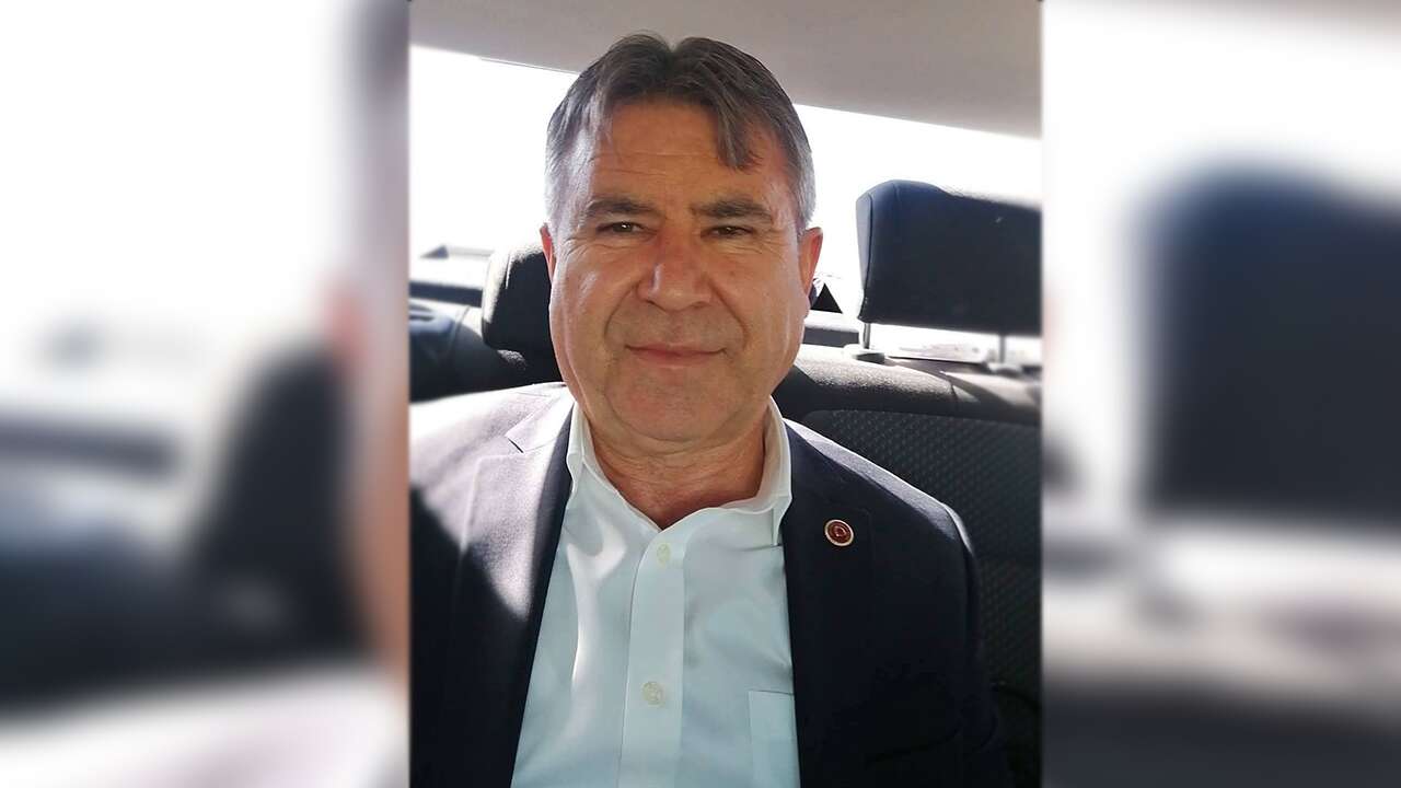 Uşak Belediye Meclis Üyesi Fikret Karahan hayatını kaybetti