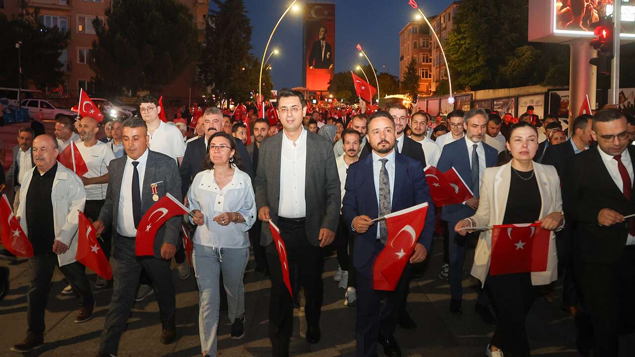 Uşak 15 Temmuz'da tek yürek oldu