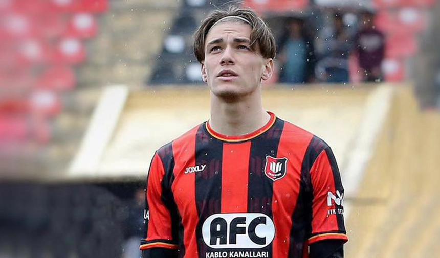 Uşakspor'un Gol Makinesi Veda Etti