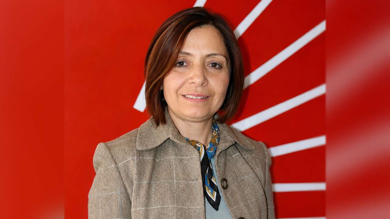 Uşak’ın ilk kadın milletvekilinden hüzünlü veda