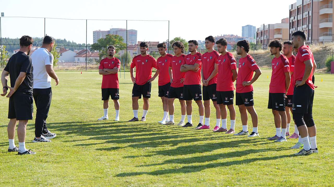 Uşakspor’da yeni sezon mesaisi başladı