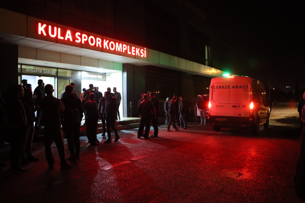 Manisa'da havuza giren kişi boğuldu