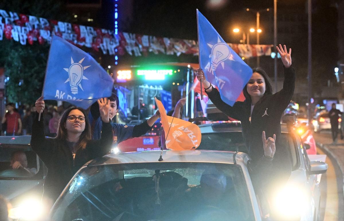 ANKARA - Vatandaşlar, Cumhurbaşkanlığı Külliyesi'ne akın etti (4)