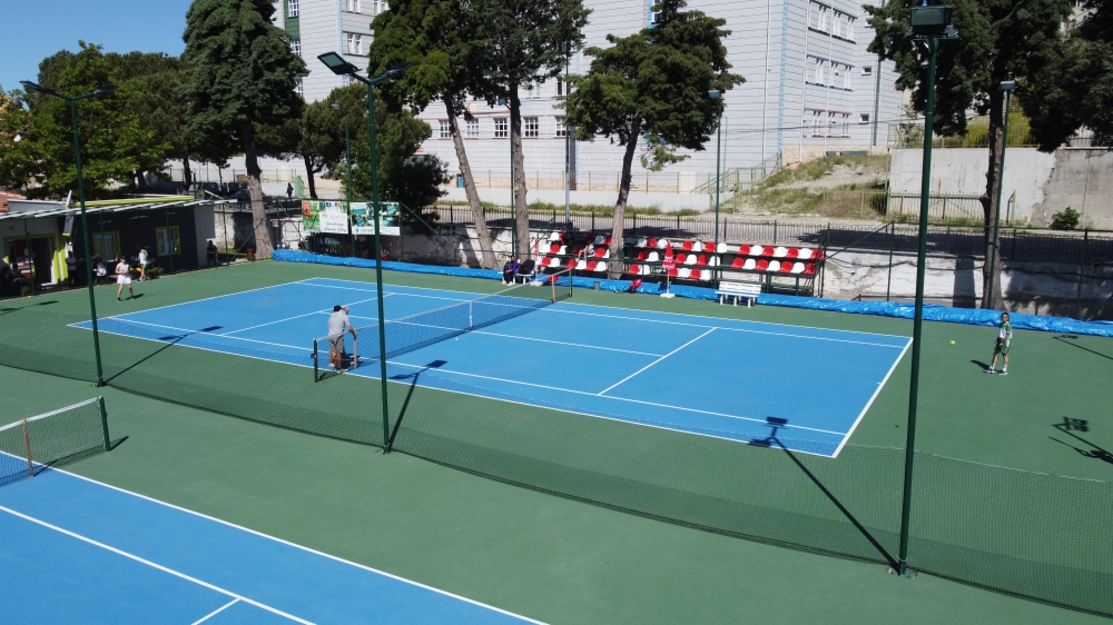 Okul Sporları Yıldızlar Tenis Türkiye Şampiyonası, Manisa'da başladı