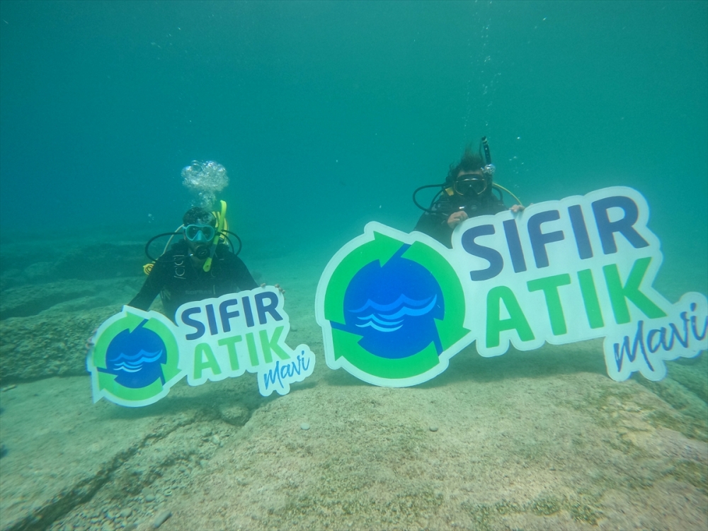 Fethiye'de deniz dibi ve koy temizliği yapıldı