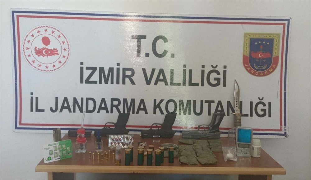 Bergama'daki uyuşturucu operasyonunda 2 şüpheli tutuklandı