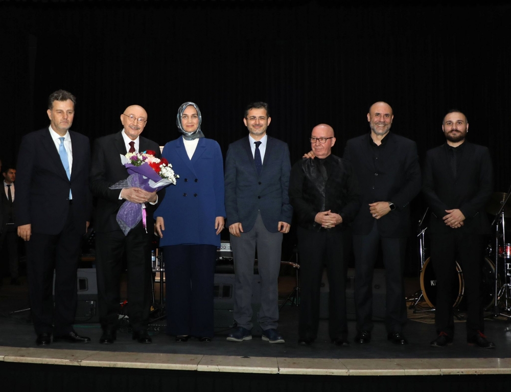 Türk müziğinin usta ismi Özdemir Erdoğan eserleriyle anılmanın gururunu yaşıyor: