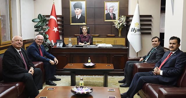 Rektör Ekrem Savaştan, Vali Funda Kocabıyık’a Hayırlı Olsun Ziyareti