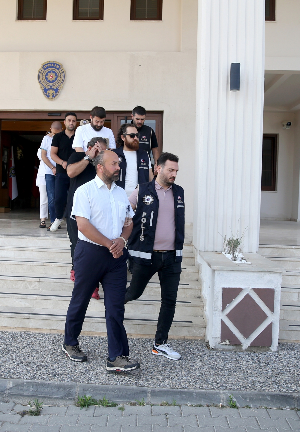 FETÖ üyesi oldukları öne sürülen 6 kişi Yunan adalarına kaçarken yakalandı